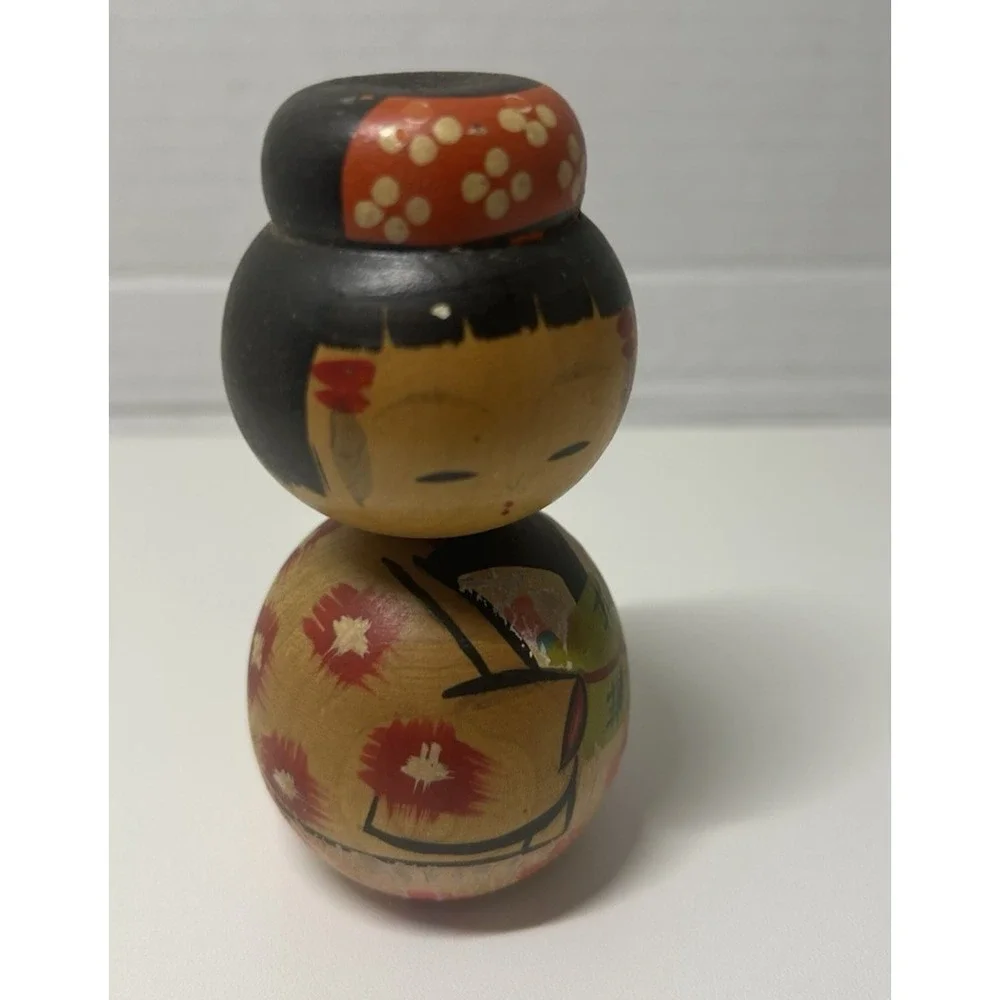 Vintage Kokeshi Girl Wood Doll Red & Black 3